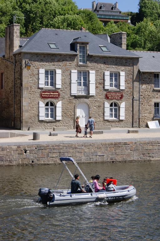 Au Fil De L'Eau - Le Bord De Rance Apartman Dinan Kültér fotó